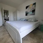 شقة Panorama باكوشتاني
